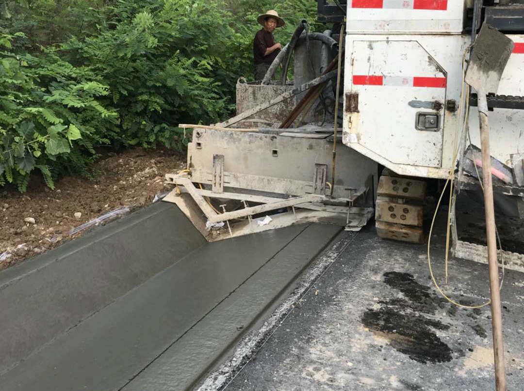 甘肅慶陽排水溝.jpg 甘肅慶陽排水溝.jpg